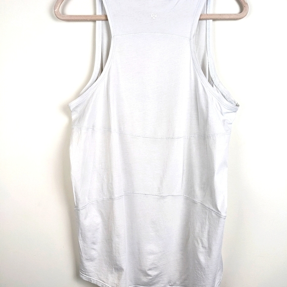 LULULEMON Back in Action Tank size 8 white muscle tank loose fit - Picture 11 of 12